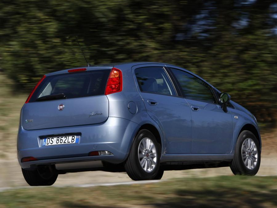  Fiat Grande Punto Natural Power 2008 года  (фото 17 из 56)